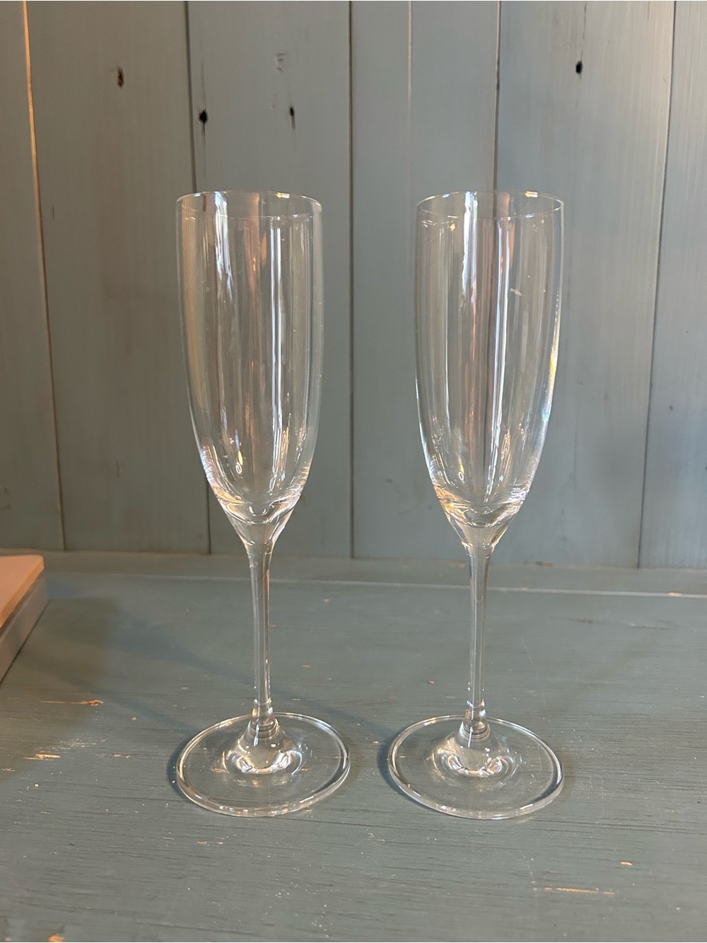 Clear Crystal Champagne Flutes - Pair | Unbranded EUC